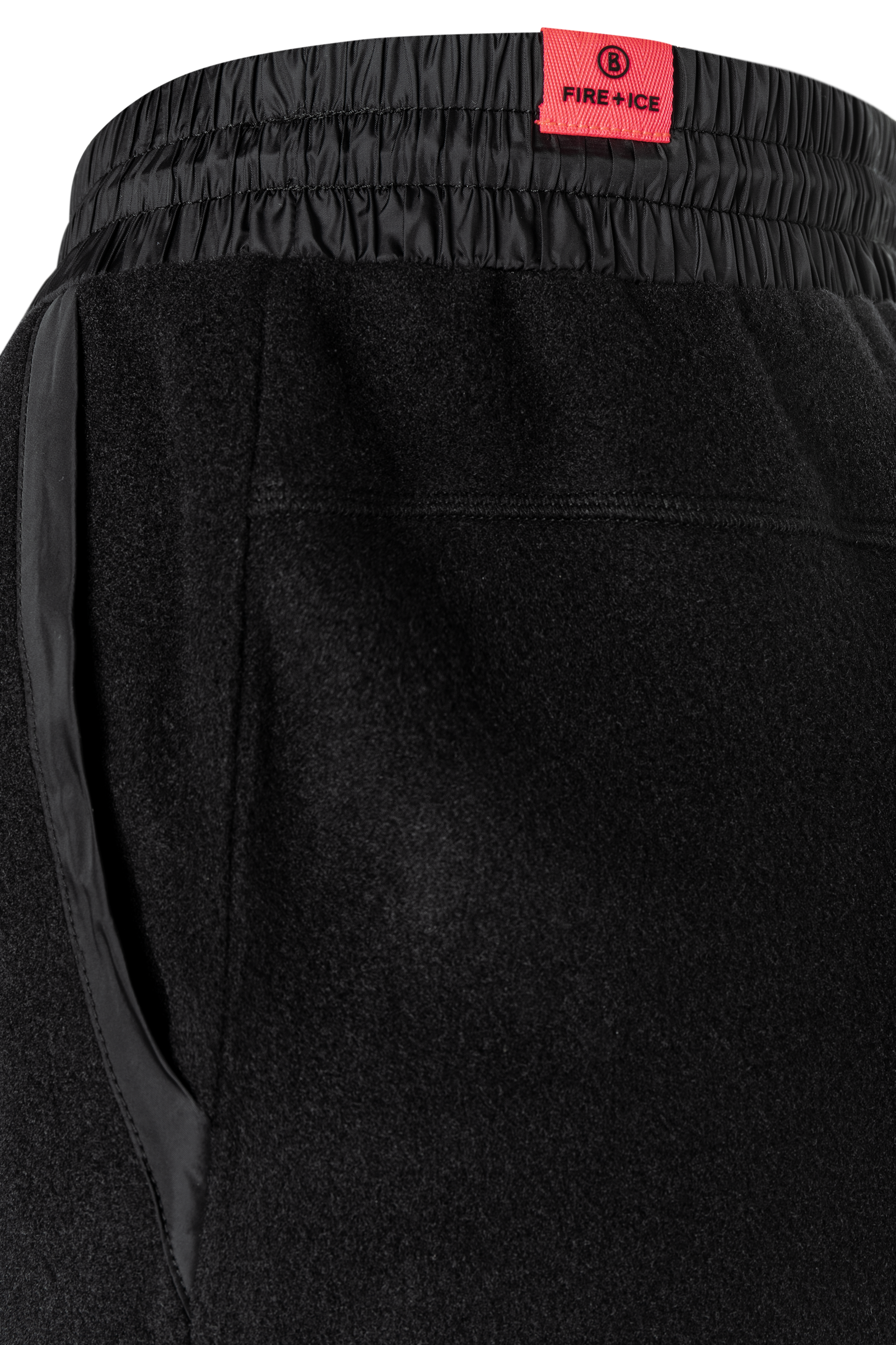Eila Fleece pants in Black
